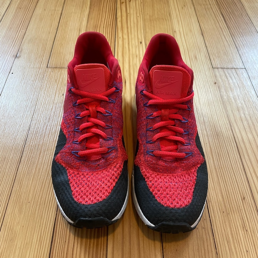 Nike Air Max 1 Ultra Flyknit in University Red